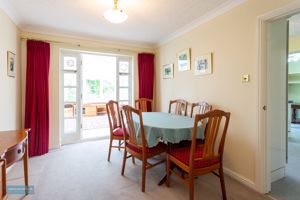 Dining Room- click for photo gallery
